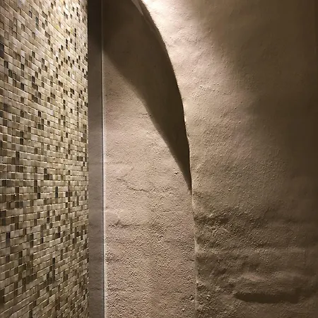 לינה וארוחת בוקר Le Di San Vitale 4*