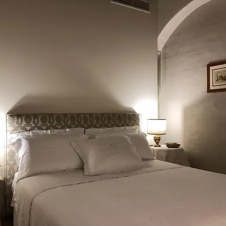 לינה וארוחת בוקר Le Di San Vitale 4*