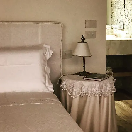 לינה וארוחת בוקר Le Di San Vitale 4*