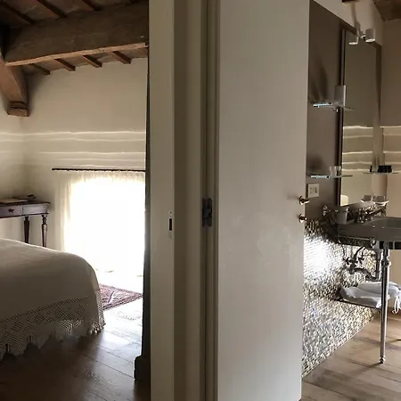 Bed & Breakfast Le Di San Vitale *