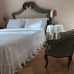 Le Di San Vitale 4* Rávena