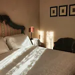 Bed and Breakfast Le Di San Vitale 4*