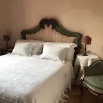 Le Di San Vitale 4* Rávena