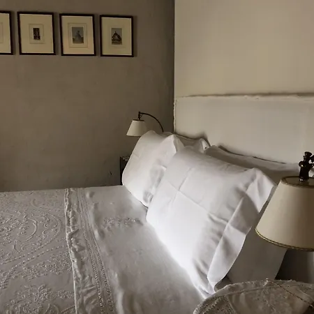 Le Di San Vitale Panzió 4*