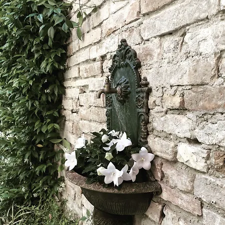 Le Di San Vitale Panzió 4*