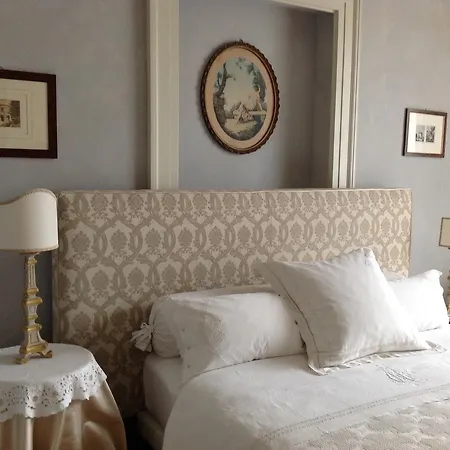 Bed & Breakfast Le Di San Vitale 4*