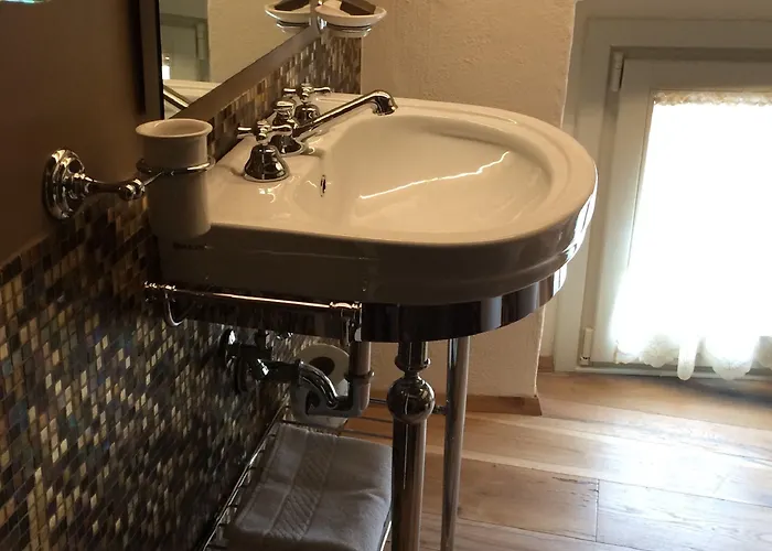 فندق مبيت وإفطار Le Di San Vitale 4*