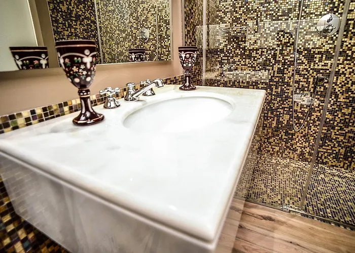 Le Di San Vitale 4* رافيننا