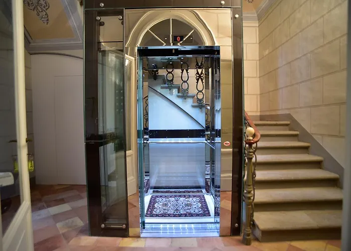 Bed & Breakfast Le Di San Vitale 4*