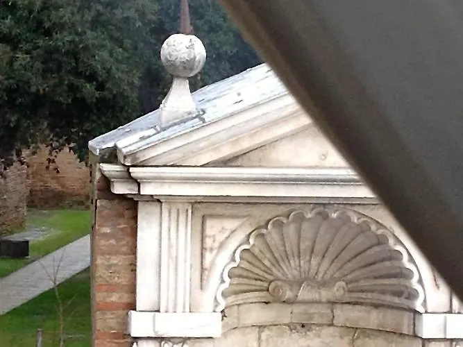 Le Di San Vitale 4* رافيننا